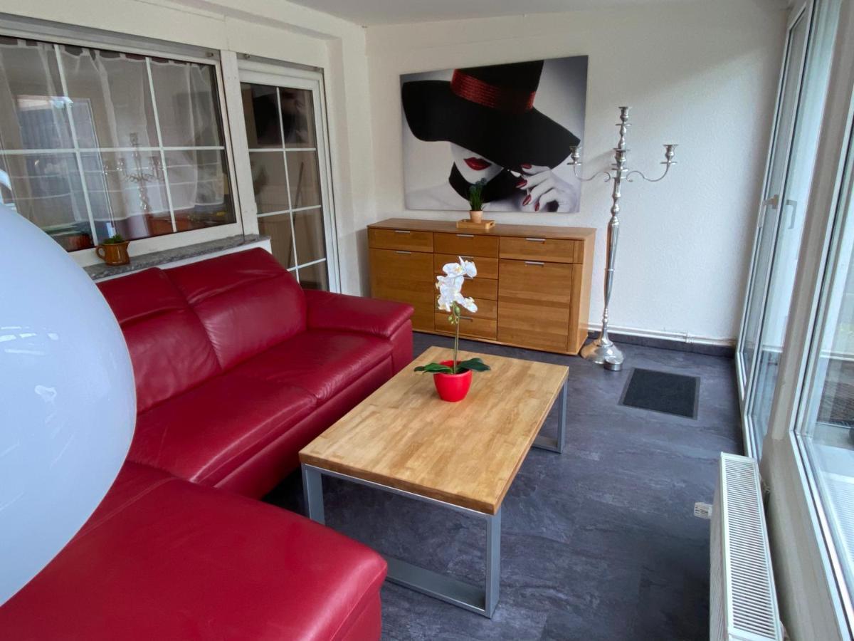 Stilvolles Ferienhaus Mit Garten Fuer 6 Personen Диполдисвалде Екстериор снимка